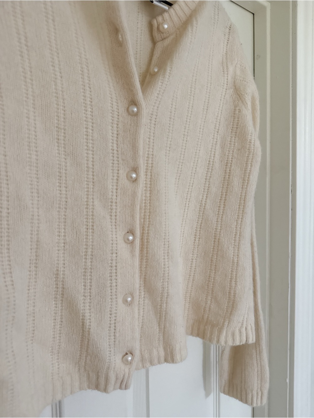 Lambswool Cream Sweater with Pearl details - Picture 2 of 4